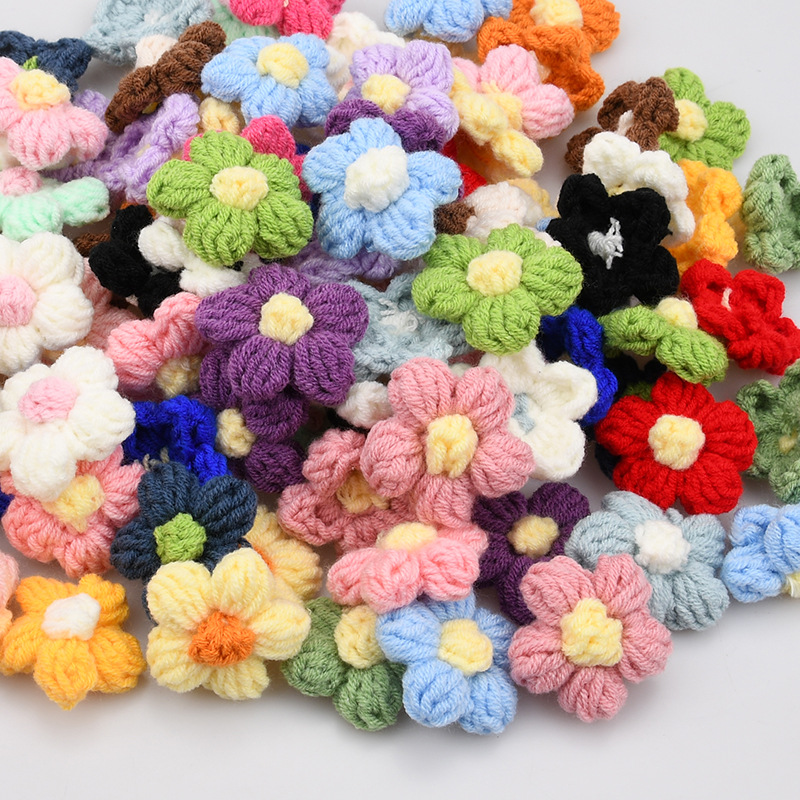 Handmade Crochet Five Petal Fl - Embellish Craft recension och pris