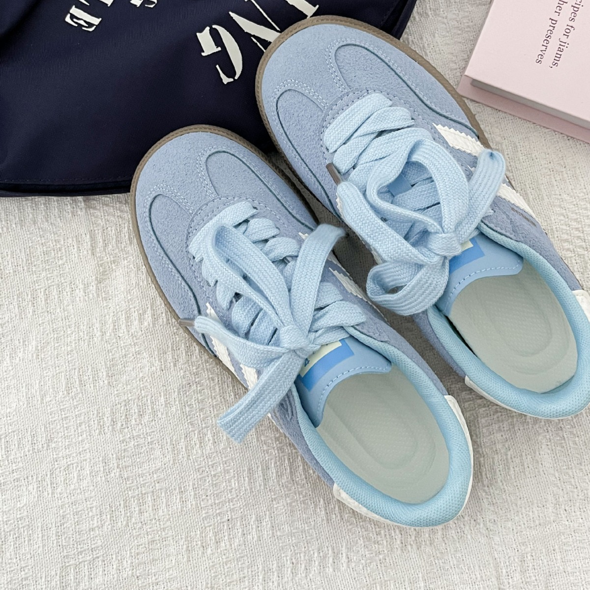 Vintage-style sneakers for wom - Guipure Lace Panel recension och pris