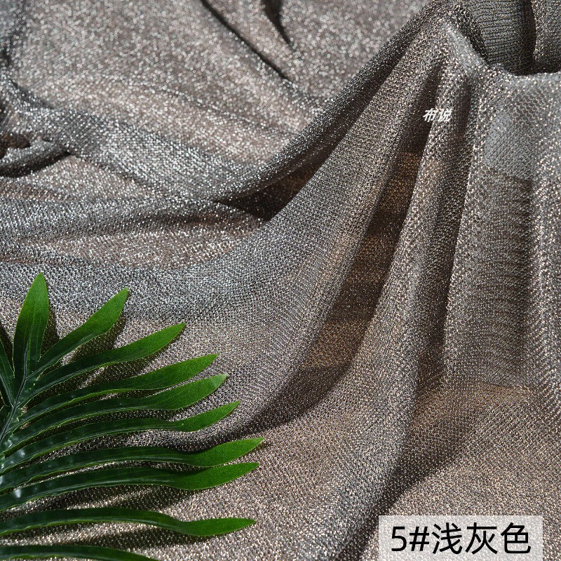 Light Gray Metallic Thread Fab - Crystal Mesh Fabric recension och pris