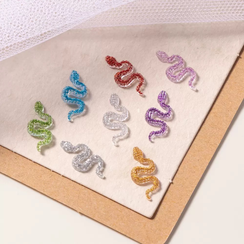 Tiny Shimmer Cartoon Snake Res - Embellishment Glue Craft recension och pris